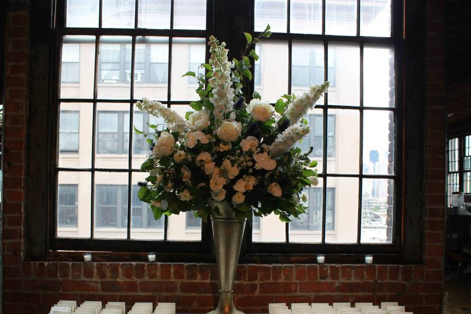 Floral centerpiece design