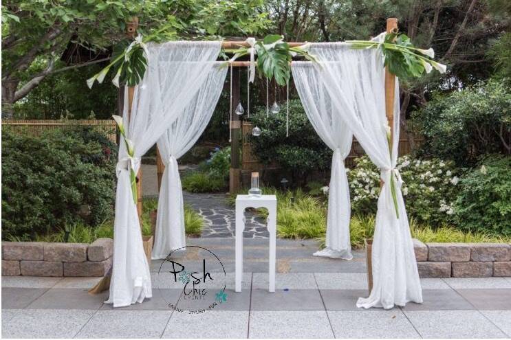 Wedding arch