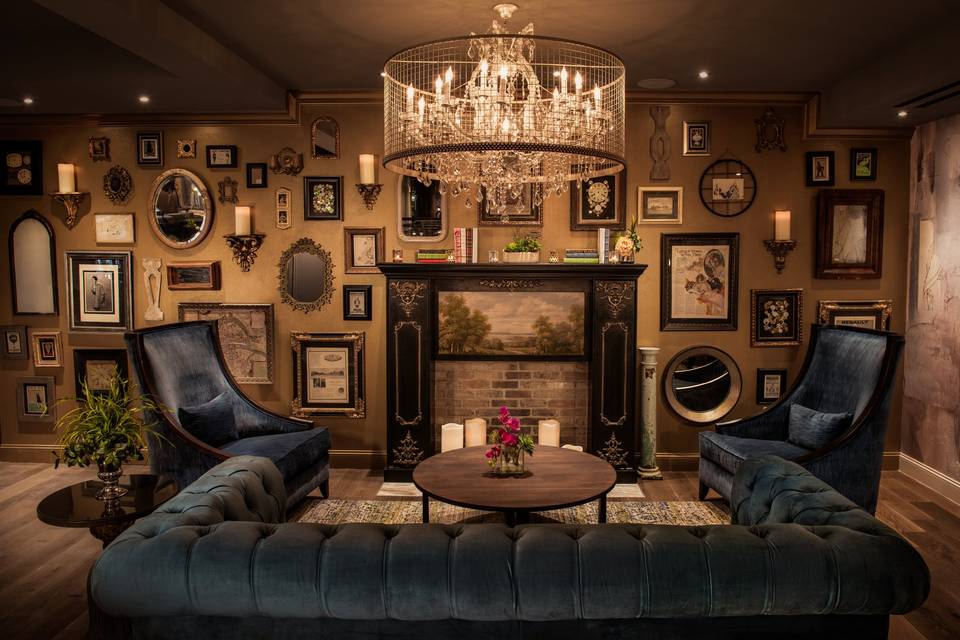 Sophia's Lounge