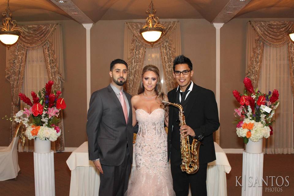 Couple with Amin Baghallian - Saxophonist