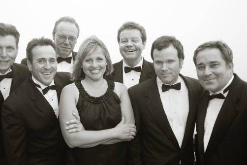 Nancy Paolino & the Black Tie Band