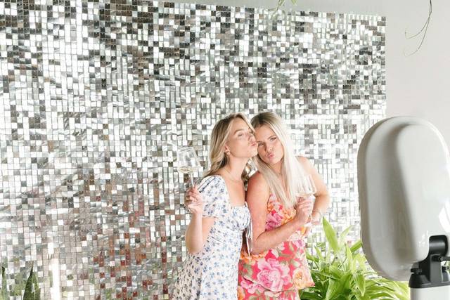 The Luxe Photo Booth