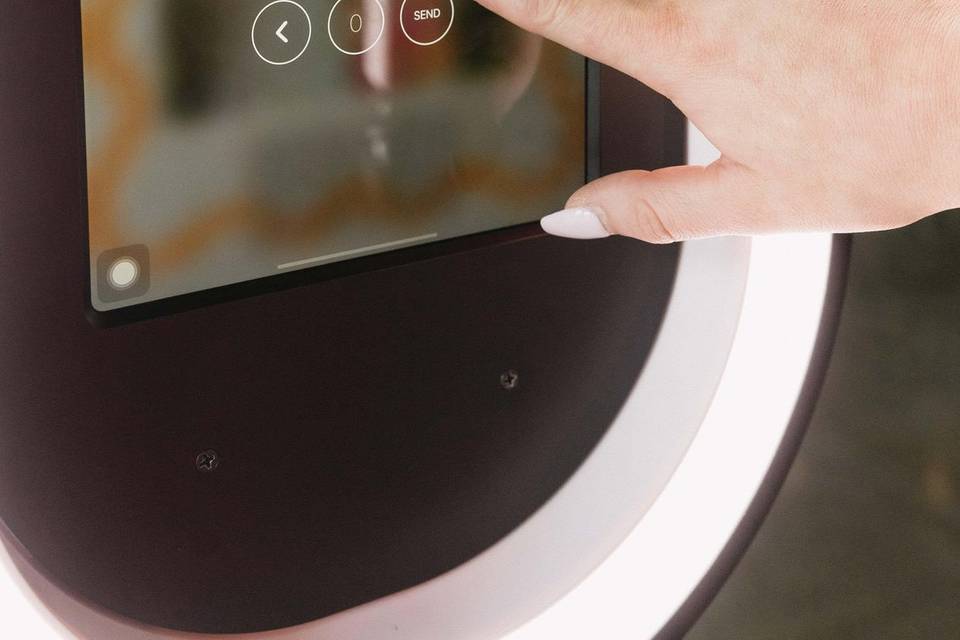 The Luxe Photo Booth