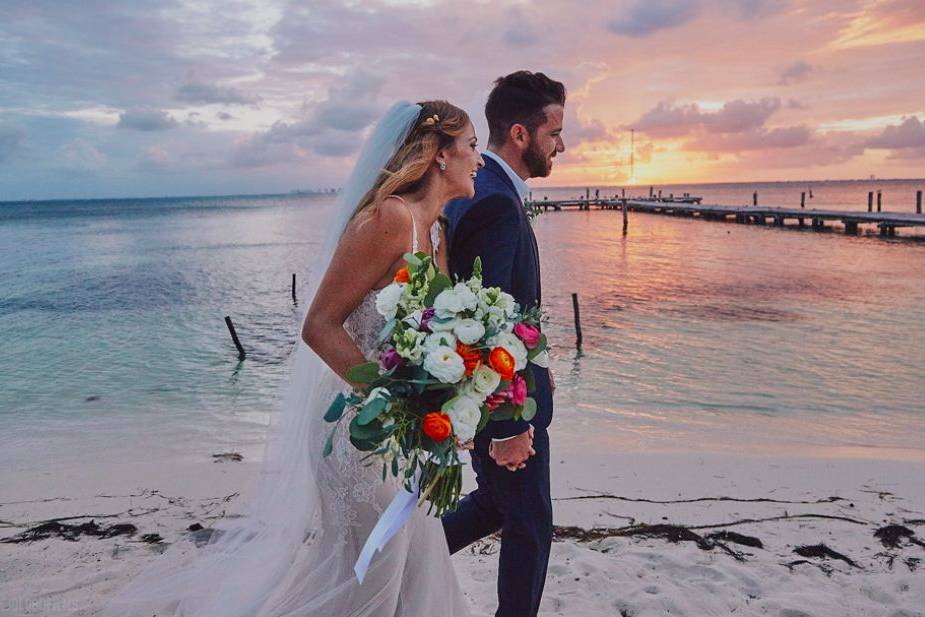 Isla Mujeres Wedding Portraits