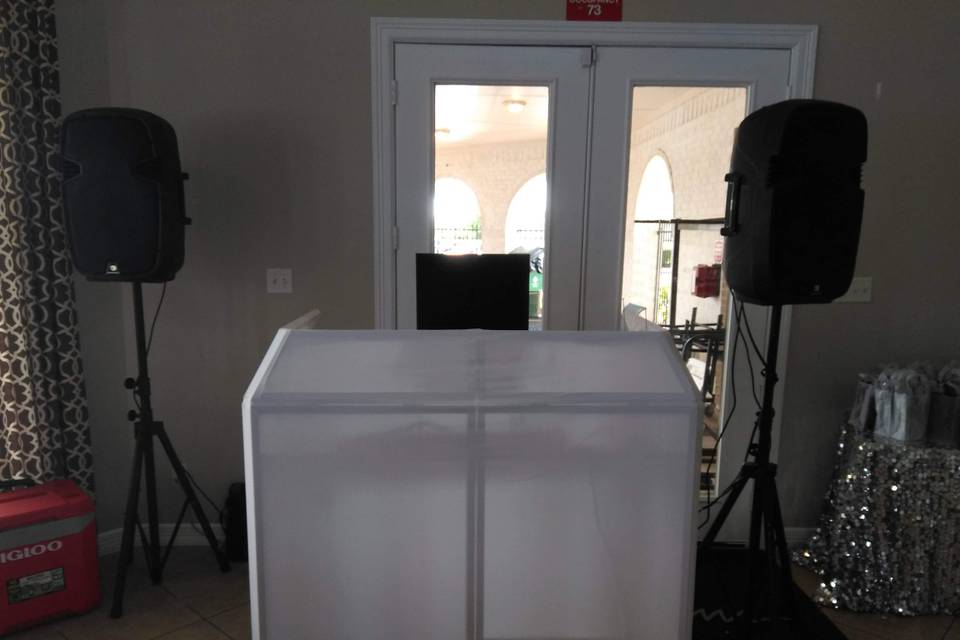 DJ Mackey Banquet Setup