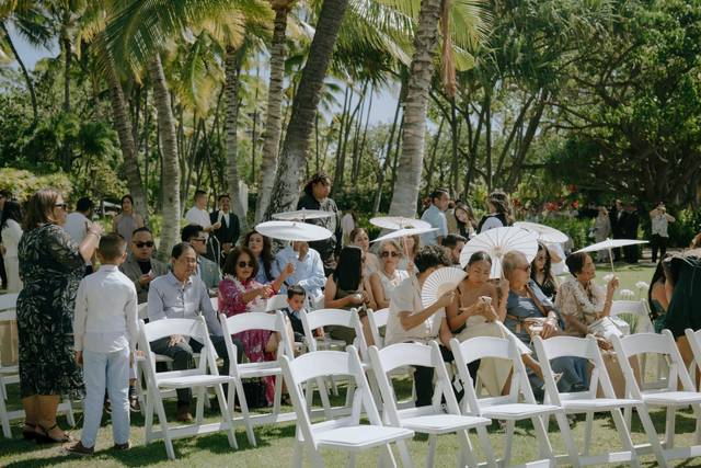 Ceremony guests in Hawaii