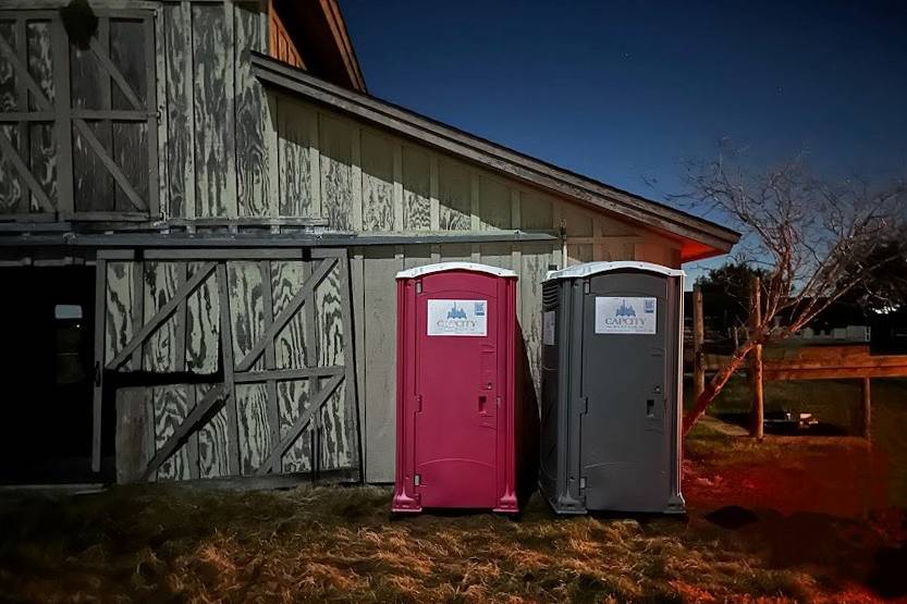 Deluxe Porta Potties