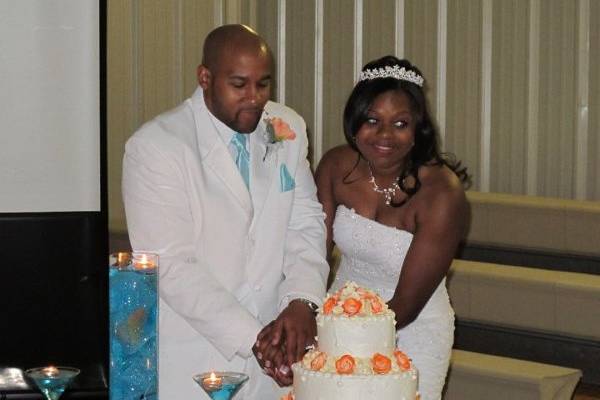 Whitney & Simon Flake