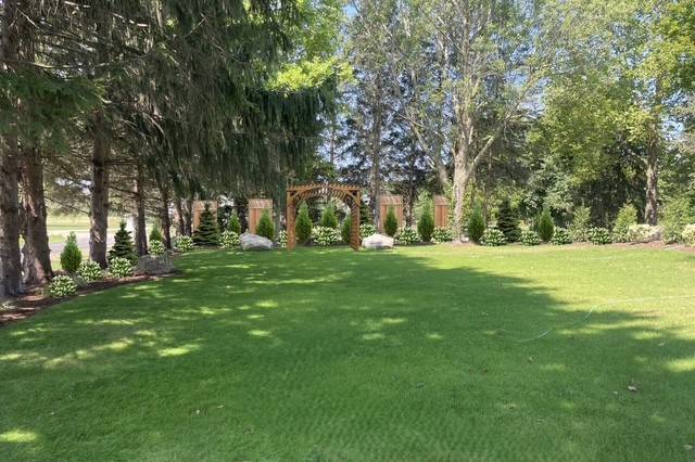 Outdoor Ceremony Space