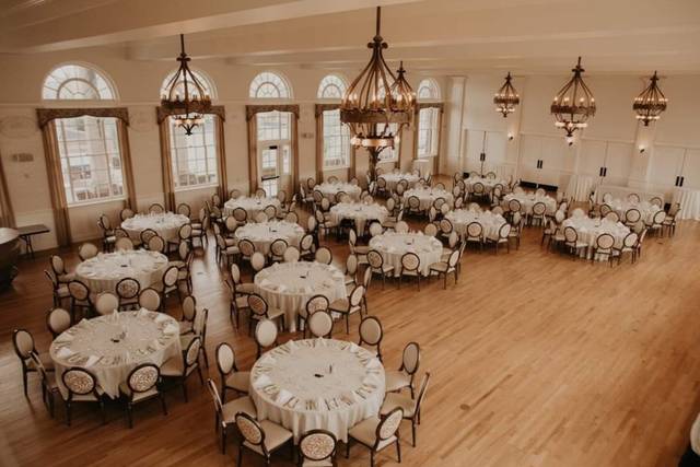The Stella Hotel & Ballroom