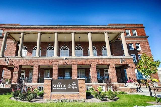 The Stella Hotel & Ballroom