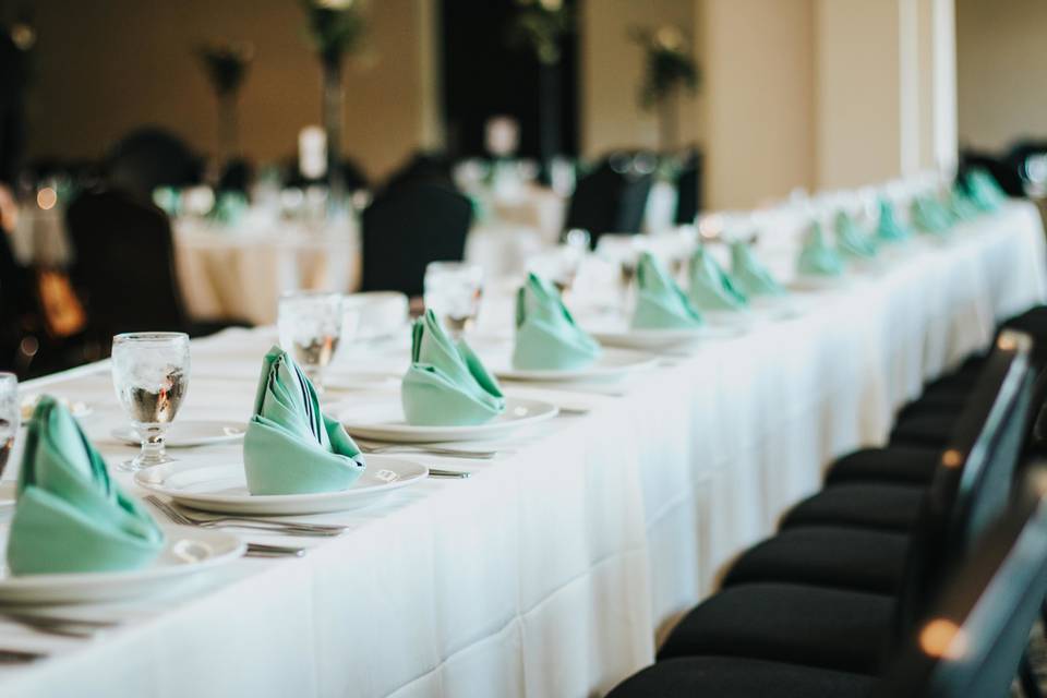 Table setting in mint