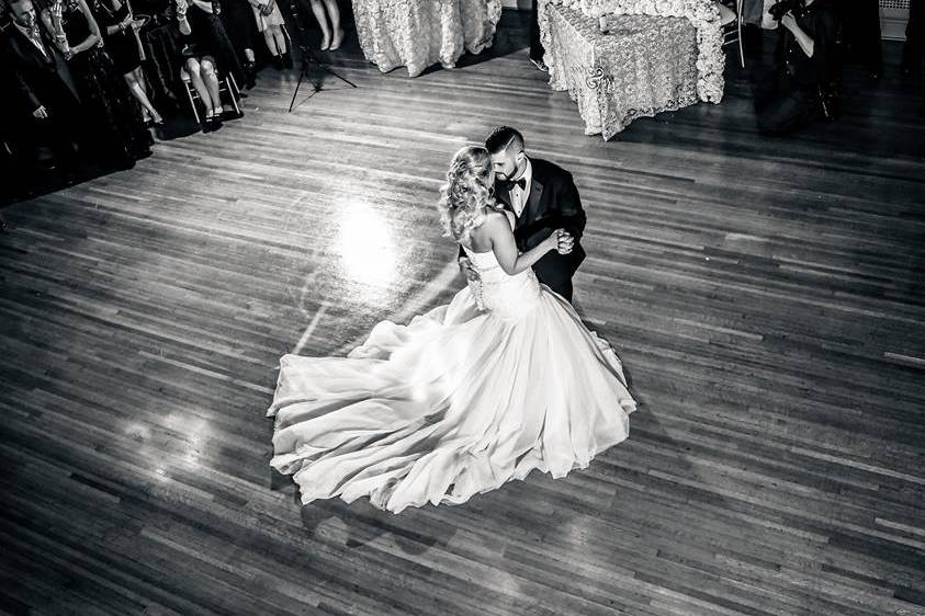 Beautiful 1st dance moments