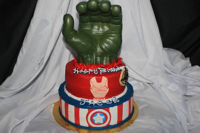 Hammer of SHIV Cake for big fan of marvel's #THOR In 3pm we delivered your  emotion with delicious 🤤 cakes #contactnow☎️ : 81... | Instagram