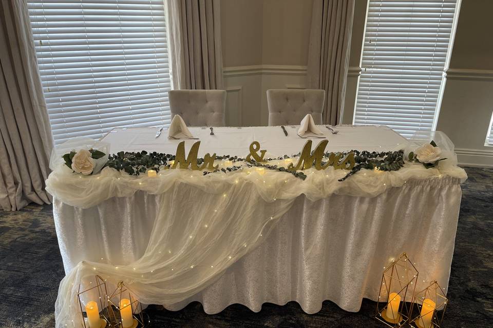 Sweetheart Table