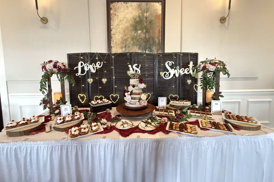 Sweetheart Table