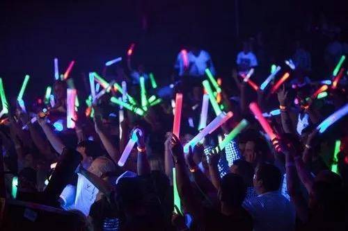 We provide glow tubes