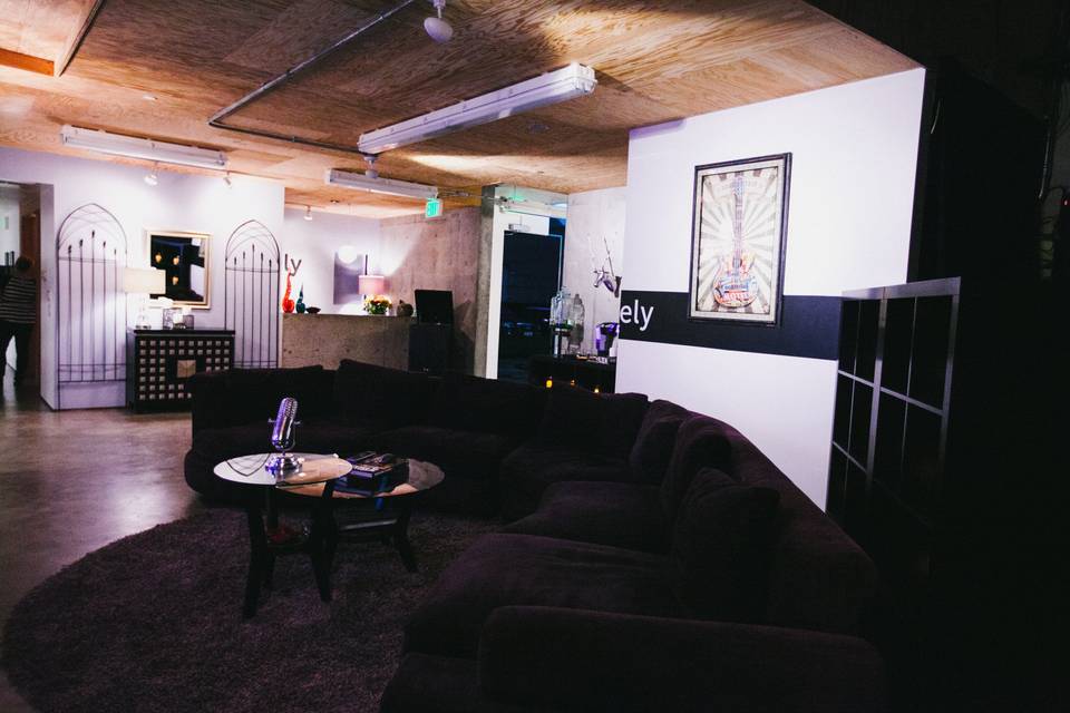 The Lively Lounge