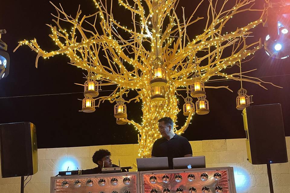 Mirror Dj in Garza Blanca