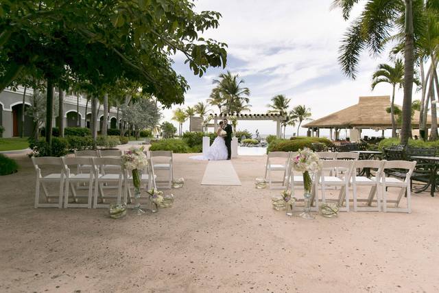 Embassy Suites by Hilton Dorado del Mar Beach Resort