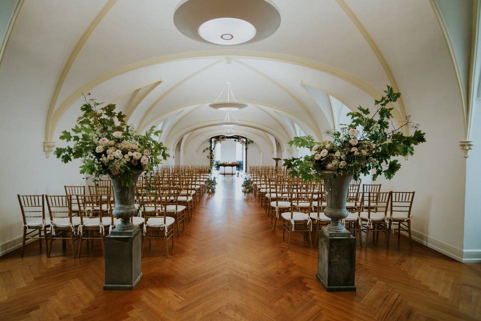 Indoor ceremony setup