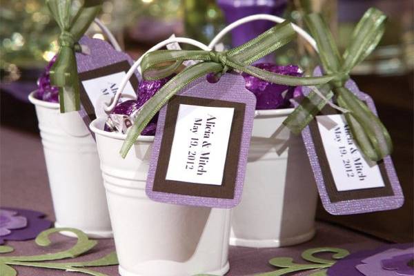 Dollar Tree Tin Pail Wedding Favors