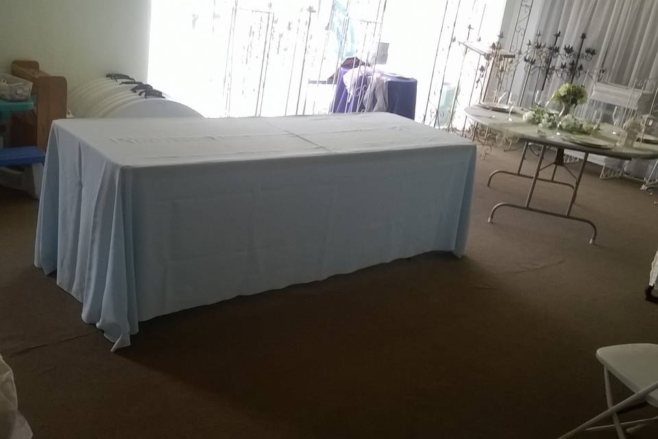 90X156 White Tablecloth