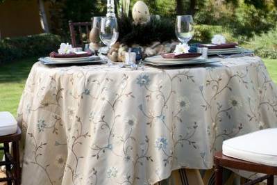 T E Couture Linens & Tabletop