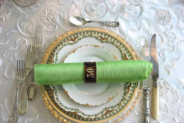 T E Couture Linens & Tabletop