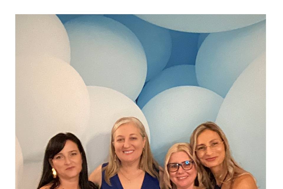 Beautiful Ladies!