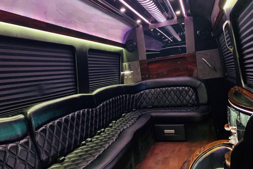 Mercedes Sprinter Limo