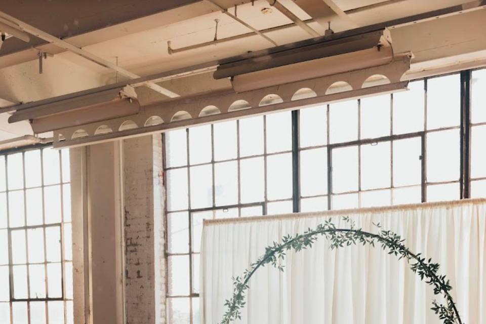 Sweetheart table by Pomp Parti