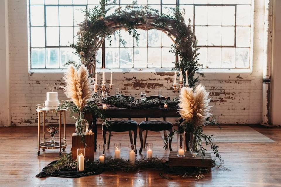 Greenery pops sweetheart table
