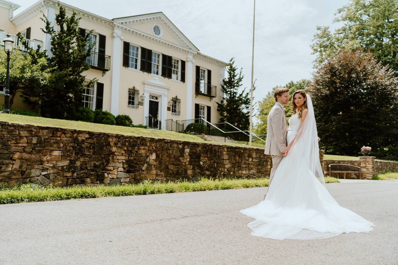 Airlie - Historic Weddings - Warrenton, VA - WeddingWire