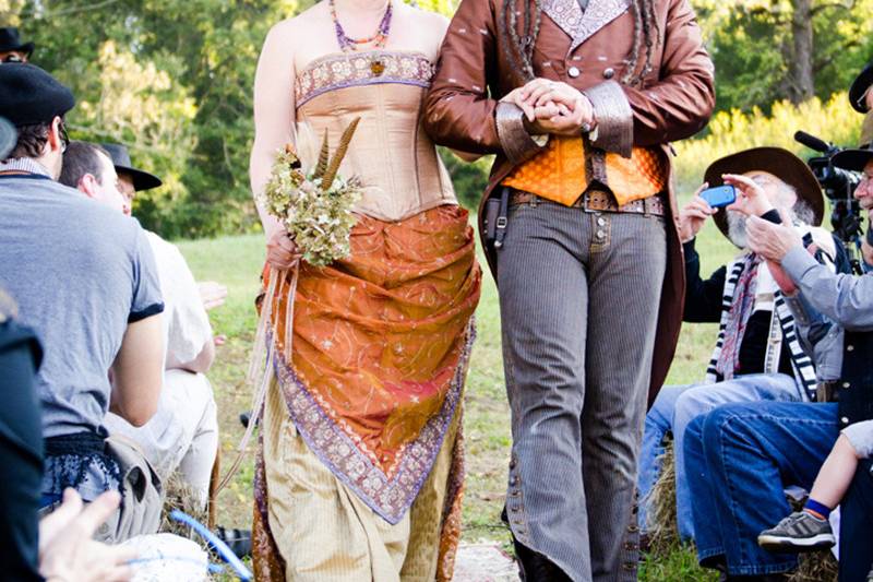 Offbeat Virginia wedding