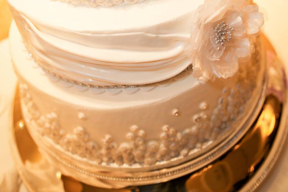 Wedding Cake byCakes by Susie