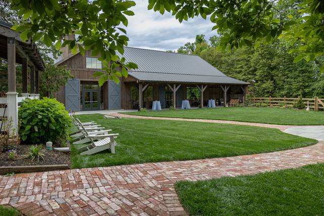 Lawn & Garden Paths