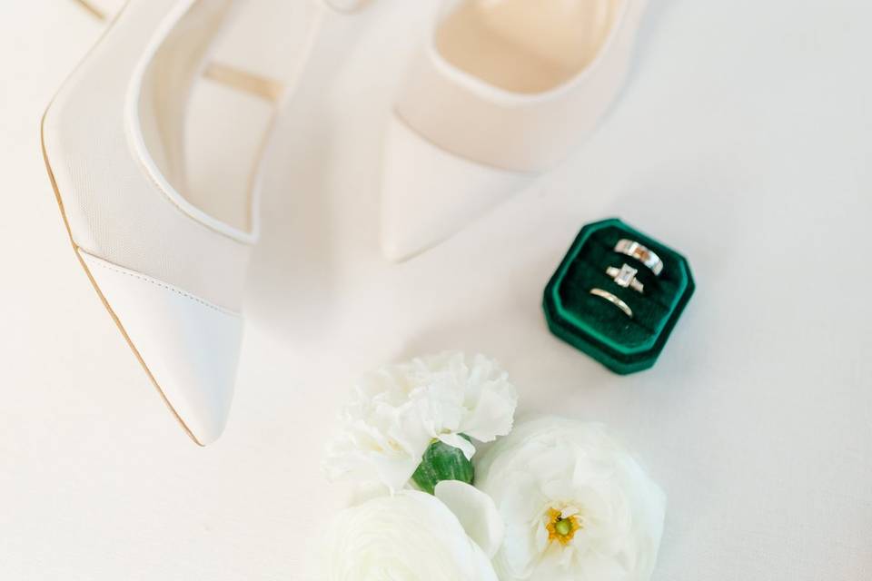 Flatlay Details