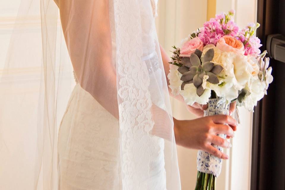 NAPLES BRIDAL BEAUTY