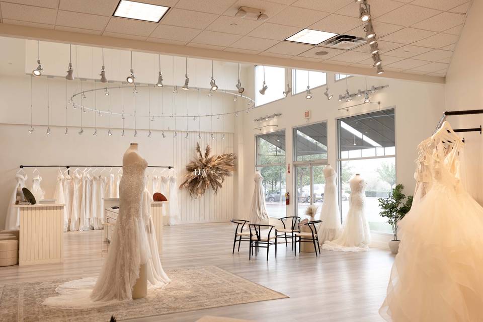 Bridal showroom hotsell