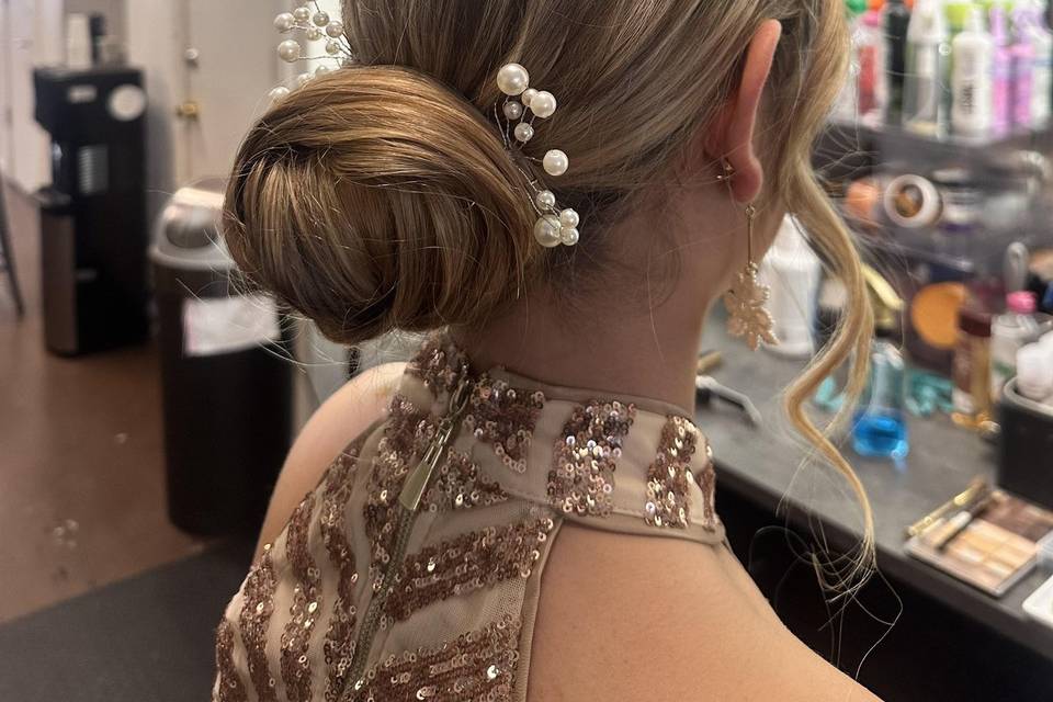 Low updo