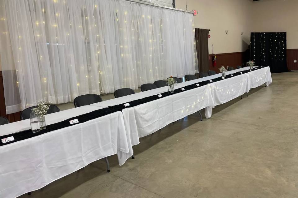 Head table set up