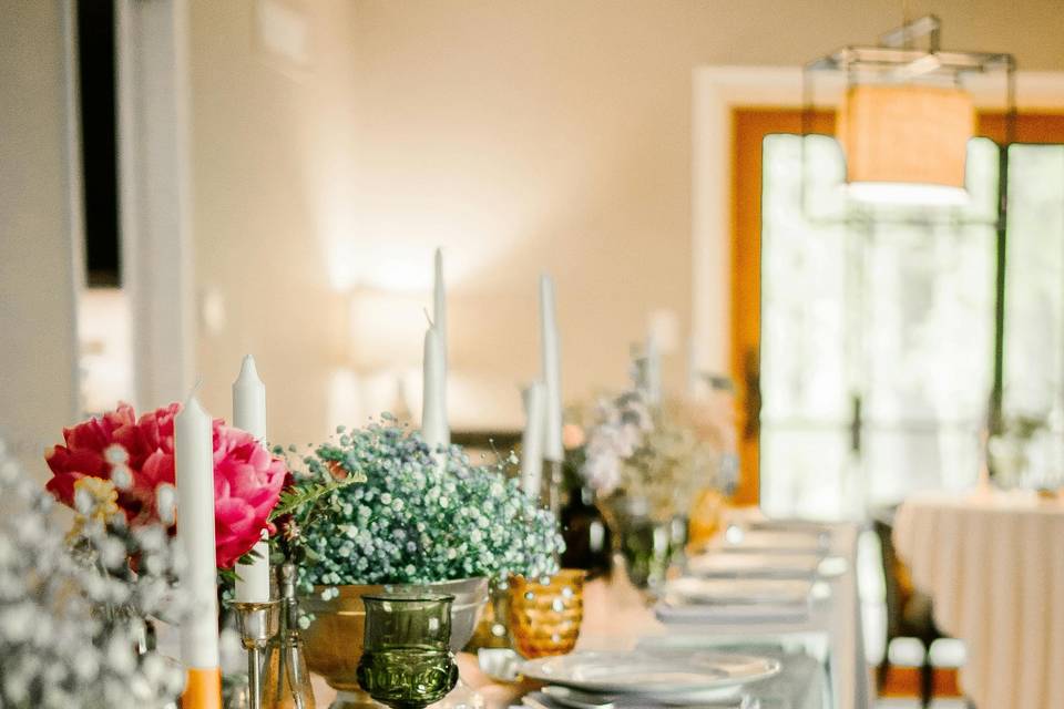 Reception table setting
