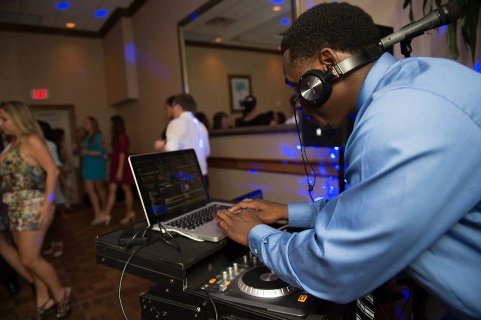 Wedding DJ