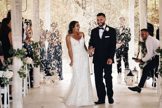 Just married: a joyful recessional