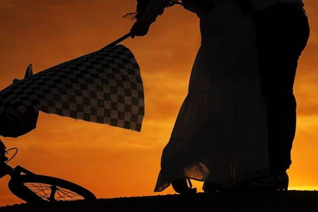 Dramatic photo of couple