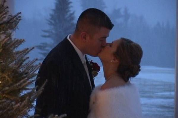 Kienan & Amy, winter wedding