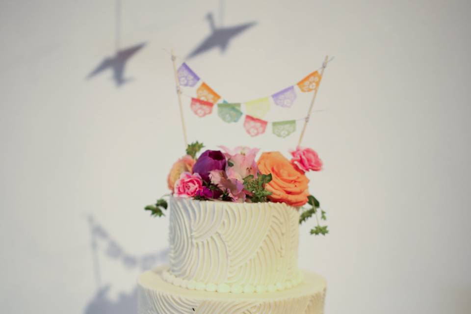 Cake and flowers