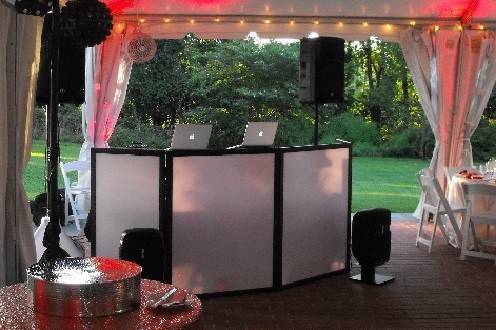 DJ set-up