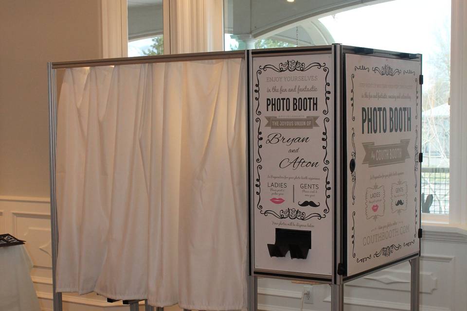 Couth Booth Photo Booths
